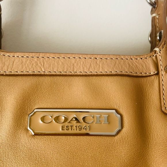 Coach Leather East West Gallery Tote Bag Top Zip British Tan Neutral Minimalist - Picture 4 of 14